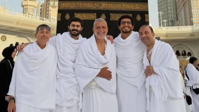 عمر حفيد الرئيس الراحل حسني مبارك يؤدي مناسك الحج (صور) 7 14 e1780220732664