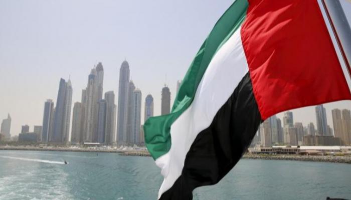 173 183429 flag uae golden