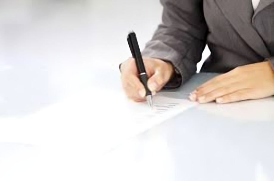وظائف وهمية في العراق تستدرج المصريين.. كيف تتجنب الاحتيال؟ 3 وظائف وهمية في العراق
