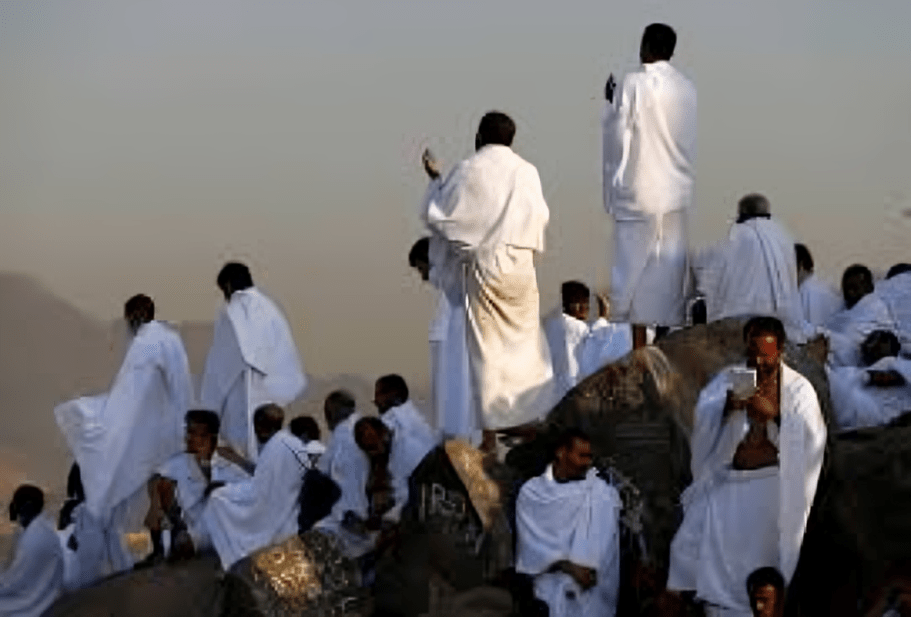 أبرز أخطاء الحج الشائعة.. كيف تتجنب المخالفات الشرعية والمشكلات الصحية؟ 3 أخطاء شائعة أثناء الحج