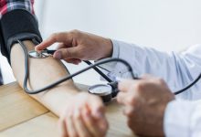 رفض تجديد الإقامة في الإمارات بسبب الفحص الطبي.. ما الحالات والإجراءات؟ 3 الفحص الطبي لتجديد الإقامة في الخليج