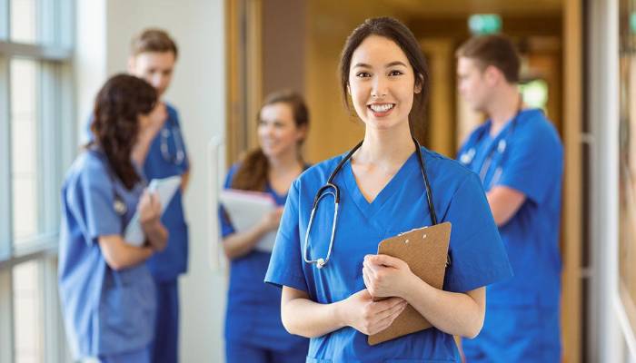 تكلفة دراسة الطب والهندسة والإعلام في مصر 2026