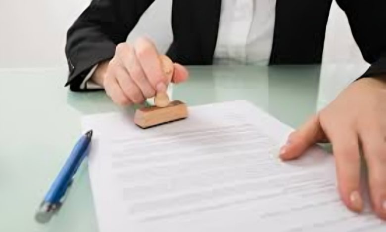 توثيق الشهادات الجامعية وشهادات الخبرة