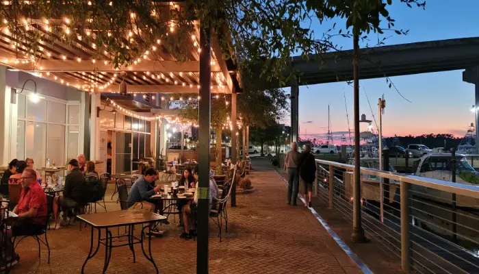 من الخليج إلى القاهرة.. قلوب المصريين تنبض خلف الزمالك في ليلة استعادة المجد الإفريقي 2 ginny lane outdoor patio