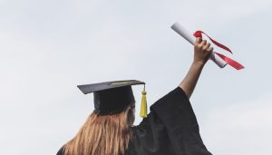 معادلة الشهادات عبر VFS أم مكاتب الخدمات.. أيهما أفضل وأسرع للمتقدمين؟ 4 معادلة الشهادة المصرية