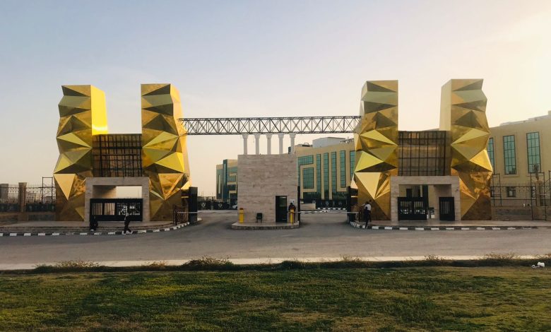 جامعة سفنكس بأسيوط الجديدة.. تعرف على الكليات والمصروفات في 2026 1 جامعة سفنكس بأسيوط الجديدة