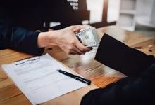 حقوق الموظف عند تأخر الرواتب في الخليج