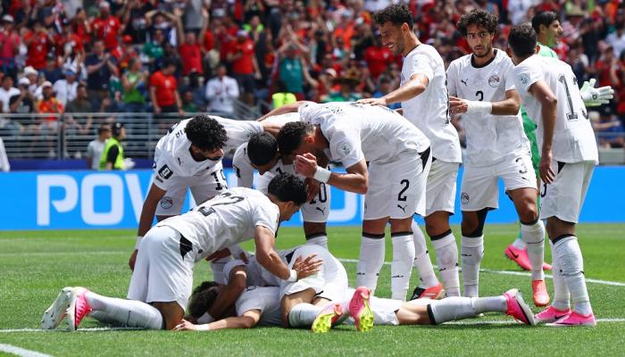 احتفال لاعبي المنتخب المصري بهدف إمام عاشور