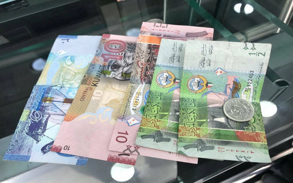 الدينار الكويتي