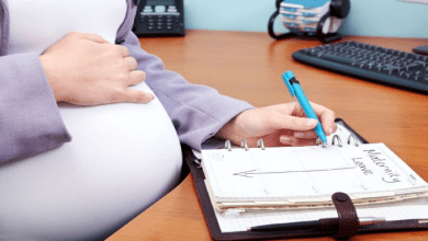 إجازة الوضع والأمومة للمعلمات الوافدات في عُمان.. الشروط والضوابط الكاملة 7 إجازة الوضع والأمومة للمعلمات الوافدات في سلطنة عُمان