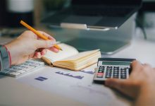 تراكم الديون - تعبيرية