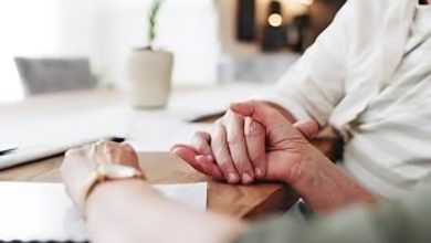 حياة المصريين بعد التقاعد والعودة من الخليج.. كيف تتغير الأولويات المالية؟ 35 حياة المصريين بعد التقاعد والعودة من الخليج