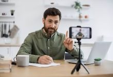 المؤثرون في الخليج.. كيف تتحول الشهرة إلى تجارة؟ 3 المؤثرون في الخليج