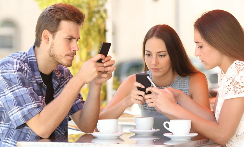 الهوس بالرفاهية في الخليج.. بين الواقع والصورة على السوشيال ميديا 1 الهوس بالرفاهية في الخليج