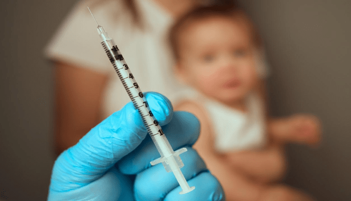 جدول تطعيمات الأطفال المصريين في الإمارات.. المواعيد والجرعات الأساسية 1 تطعيمات الطفل المصري المولود في سلطنة عمان