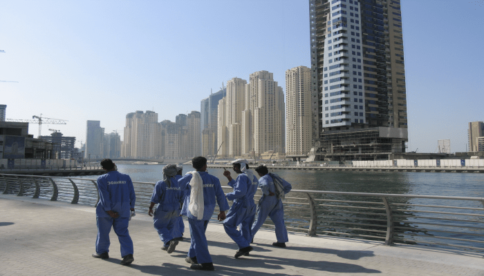رفض تجديد الإقامة في الإمارات.. ما الخيارات المتاحة للعمال؟ 3 رفض تجديد الإقامة في الإمارات للعمال