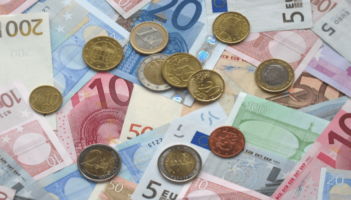 سعر العملات العربية اليوم الخميس 18 يونيو 2026 بالجنيه المصري.. أحدث أسعار الريال والدينار والدرهم 2 سعر العملات العربية اليوم الخميس 18 يونيو 2026