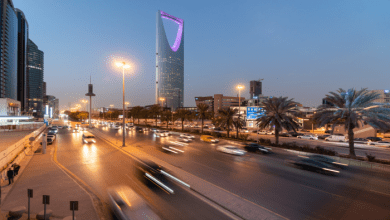 الفرق بين الإقامة المميزة في السعودية وبين إقامة العمل