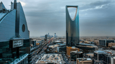 الفرق بين الإقامة المميزة في السعودية وبين إقامة العمل