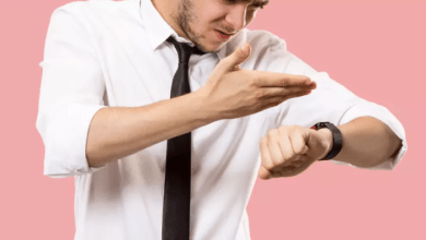 كيف تتصرف إذا تأخر راتبك بعد تحديث نظام حماية الأجور