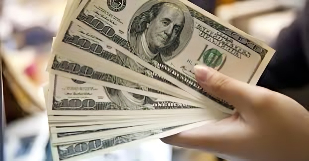 تراجع سعر الدولار في البنوك المصرية مساء اليوم.. التفاصيل الكاملة 2 سعر الدولار في البنوك المصرية