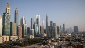 مقارنة شاملة بين العمل في مصر والسعودية.. هل يستحق راتب 2000 ريال قرار السفر؟ 2 الرياض - أرشيف