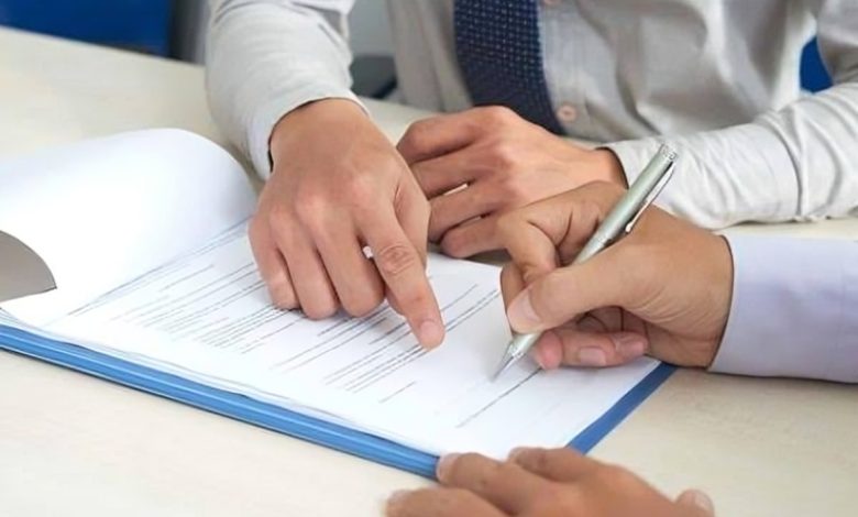 بعد انتهاء مهلة 30 يونيو.. رخص العمل المنتهية في السعودية تعود للواجهة 1 تجديد الإقامة ورخص العمل في دول الخليج
