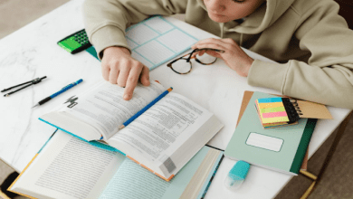 نقل الأبناء من التعليم الخليجي إلى المدارس والجامعات المصرية.. الشروط والأوراق المطلوبة 9 نقل الأبناء من التعليم الخليجي إلى المدارس والجامعات المصرية