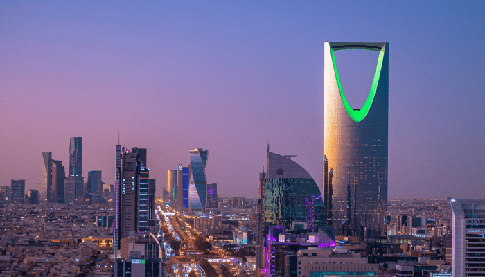 هل يستطيع المصري المقيم في السعودية شراء عقار؟
