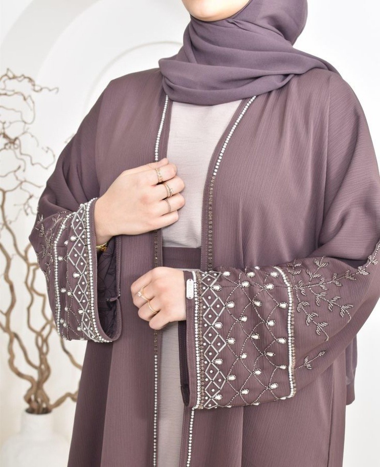 عبايات كاجوال للبنات في الخليج