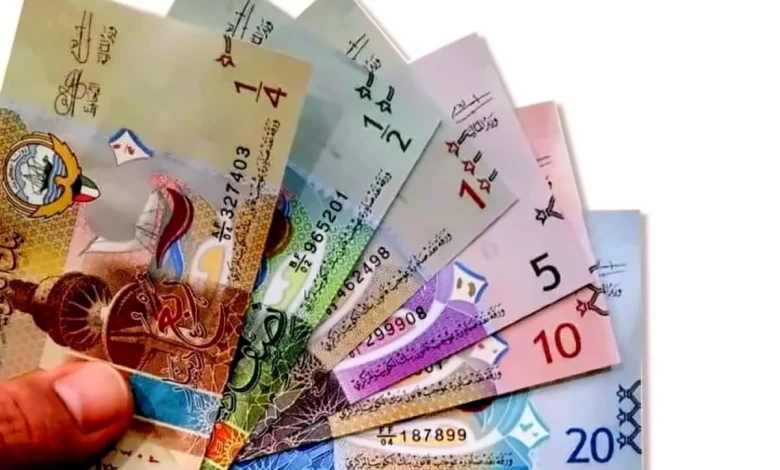الدينار الكويتي كم فلس 825x510 1