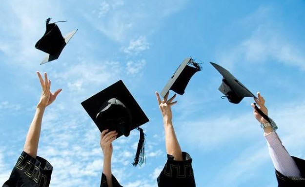 جامعات