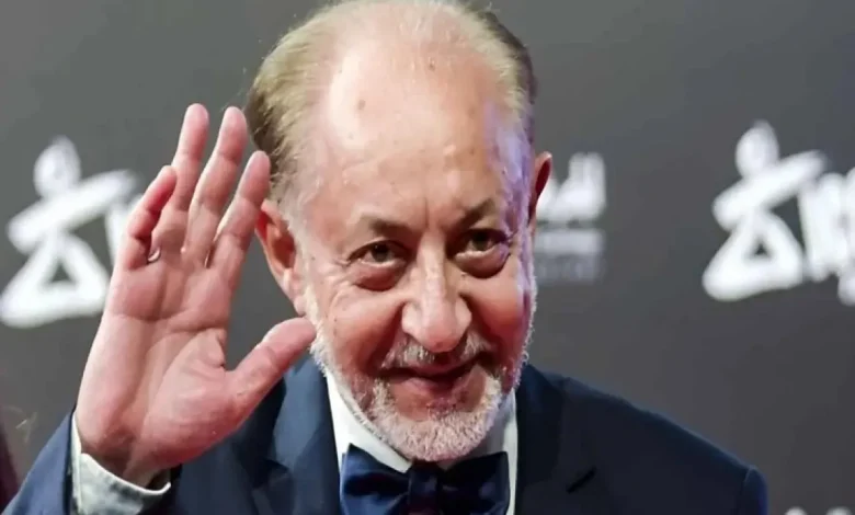 عبدالعزيز مخيون في ذاكرة المصريين بالخليج.. فنان لمس وجع البعاد 1 عبدالعزيز مخيون