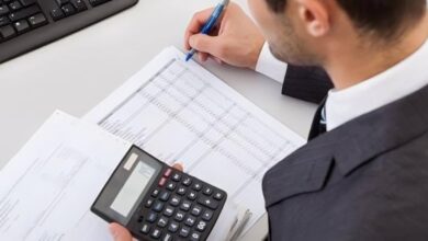 العمل محاسبًا في معرض سيارات في الإمارات