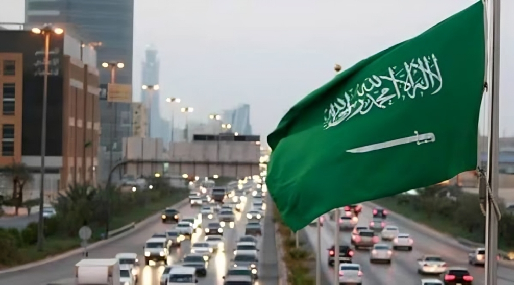 راتب 3000 ريال في السعودية 2026.. هل يكفي للمعيشة وهل يوفر أكثر من راتب 18 ألف جنيه في مصر؟ 2 أفضل المدن السعودية للعائلات 2026