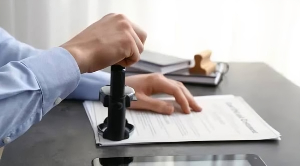 قبل العودة من الخليج.. الأوراق المطلوبة للالتحاق بالجامعات المصرية 2026 2 خطوات استخراج الأوراق المطلوبة للالتحاق بالجامعةخطوات استخراج الأوراق المطلوبة للالتحاق بالجامعة