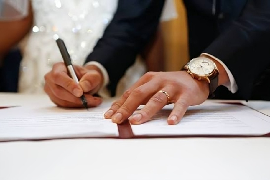 استخراج الشهادة الصحية للزواج في مصر للمقيمين بالخارج