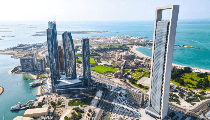 هل أصبحت معادلة الشهادة شرطًا أساسيًا للحصول على تصريح العمل في الإمارات؟ 2 هل أصبحت معادلة الشهادة شرطًا أساسيًا للحصول على تصريح العمل في الإمارات؟