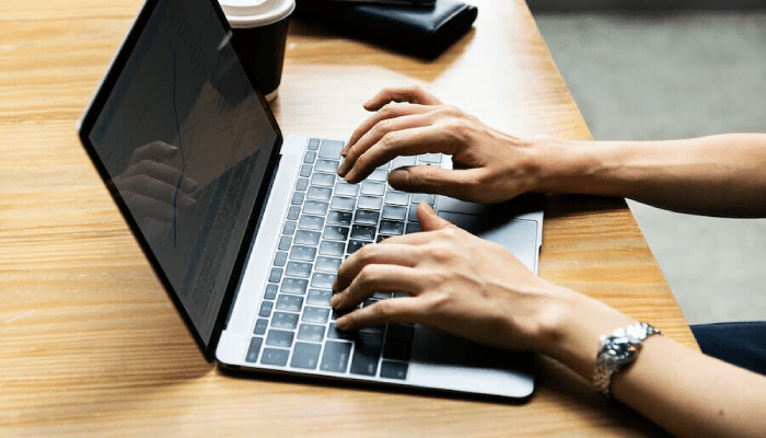 معادلة الشهادات في الإمارات للمصريين.. الأوراق المطلوبة 2 معادلة الشهادات في الإمارات للمصريين