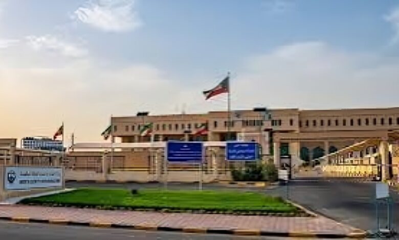 استمرارية خدمات الكهرباء والمياه في الكويت