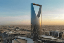نقل الكفالة في السعودية مع وجود انقطاع عن العمل