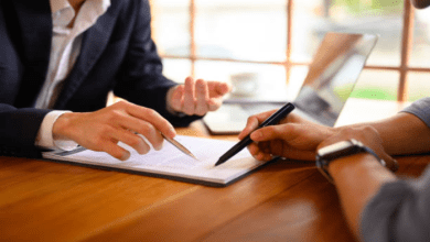 خطوات للتعامل مع تأخر معادلة الشهادة عبر VFS.. ماذا يفعل المتقدم بعد إلغاء الشركة؟ 9 أسباب تأخر معادلة الشهادات الجامعية عبر VFS في الإمارات