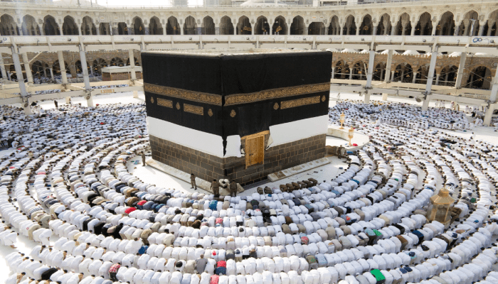 القبض داخل الحرم المكي.. ماذا يحدث بعد التوقيف وما دور الكفيل؟ 2 القبض داخل الحرم المكي