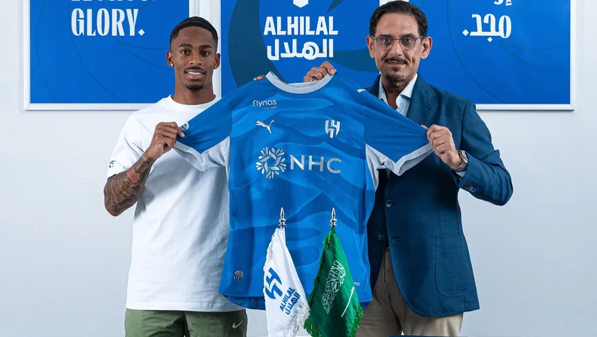 الدوري السعودي 2026-2027.. 9 مباريات في الجولة الأولى والقنوات الناقلة للمصريين في الخليج 4 الهلال يتعاقد مع الهولندي سامرفيل