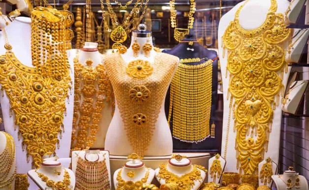 تراجع أسعار الذهب في الإمارات اليوم الخميس.. كم سجل عيار 21 و24؟ 1 إمارات 1
