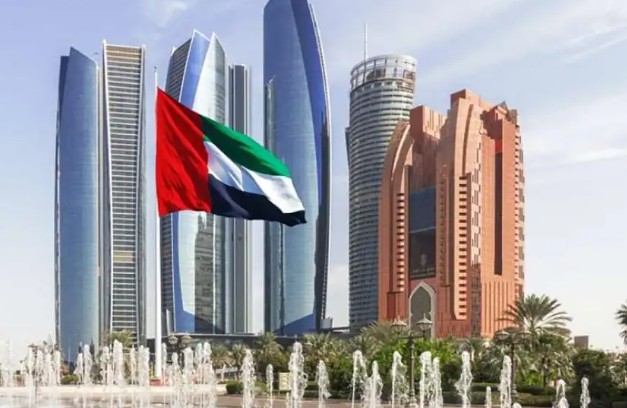 المصريون في الإمارات.. 8 خطوات لنقل كفالة الزوجة والأبناء بسهولة 1 إمارات 3