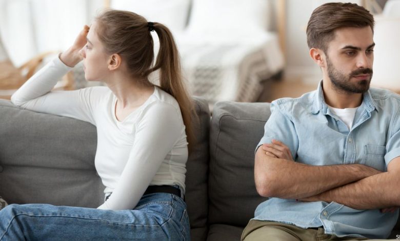 مشكلات الزوجة وأهل الزوج في الغربة.. أفضل الحلول لتجنب تفاقم الخلافات 1 الخلافات الزوجية - تعبيرية