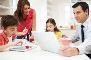4 خطوات مهمة حول استخراج الولاية التعليمية للأبناء عند سفر الأب للخارج 2 الولاية التعليمية - أرشيف
