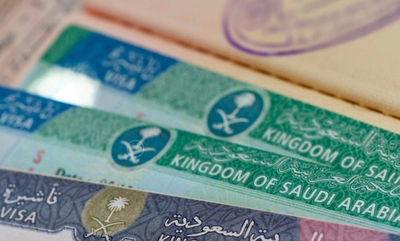 هل يمكن دخول السعودية إذا كانت التأشيرة على وشك الانتهاء والإقامة سارية؟ 1 تأ