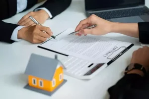 منع السفر بسبب قضية إيجارية في الإمارات.. هل يؤثر على إصدار الإقامة؟ 2 تسوية قضية إيجارية في الإمارات - أرشيف